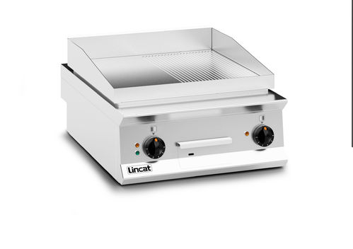 Lincat Opus 800 OE8205/R Ribbed Plate Electric Griddle